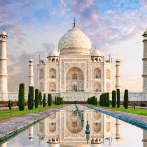 From Delhi: Taj Mahal and Agra Fort Tour by Luxury Car