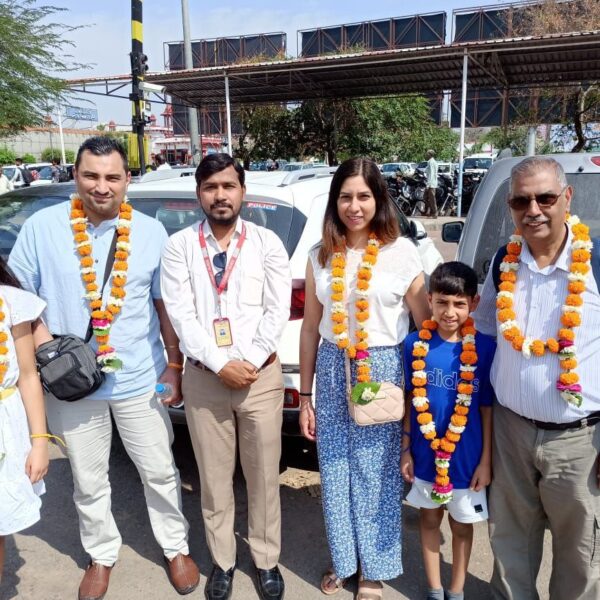 Full Day Taj Mahal and Agra Tour by Superfast Train from Delhi – Travelcix